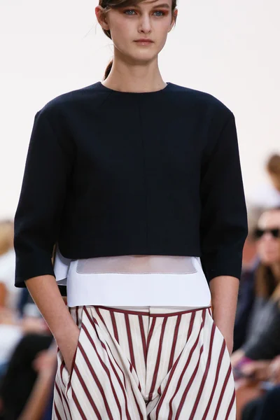 Look 35